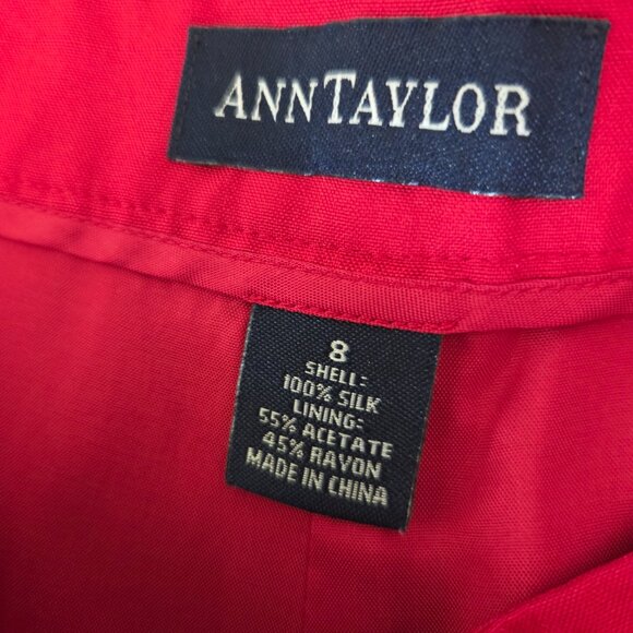 Beautiful silk Ann Taylor suit, size 8/10 - Picture 11 of 11